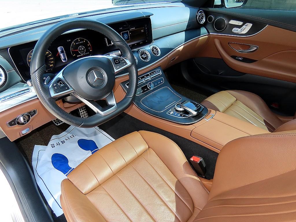 벤츠 E 클래스 E-클래스 W213 E220d 쿠페 이미지 7