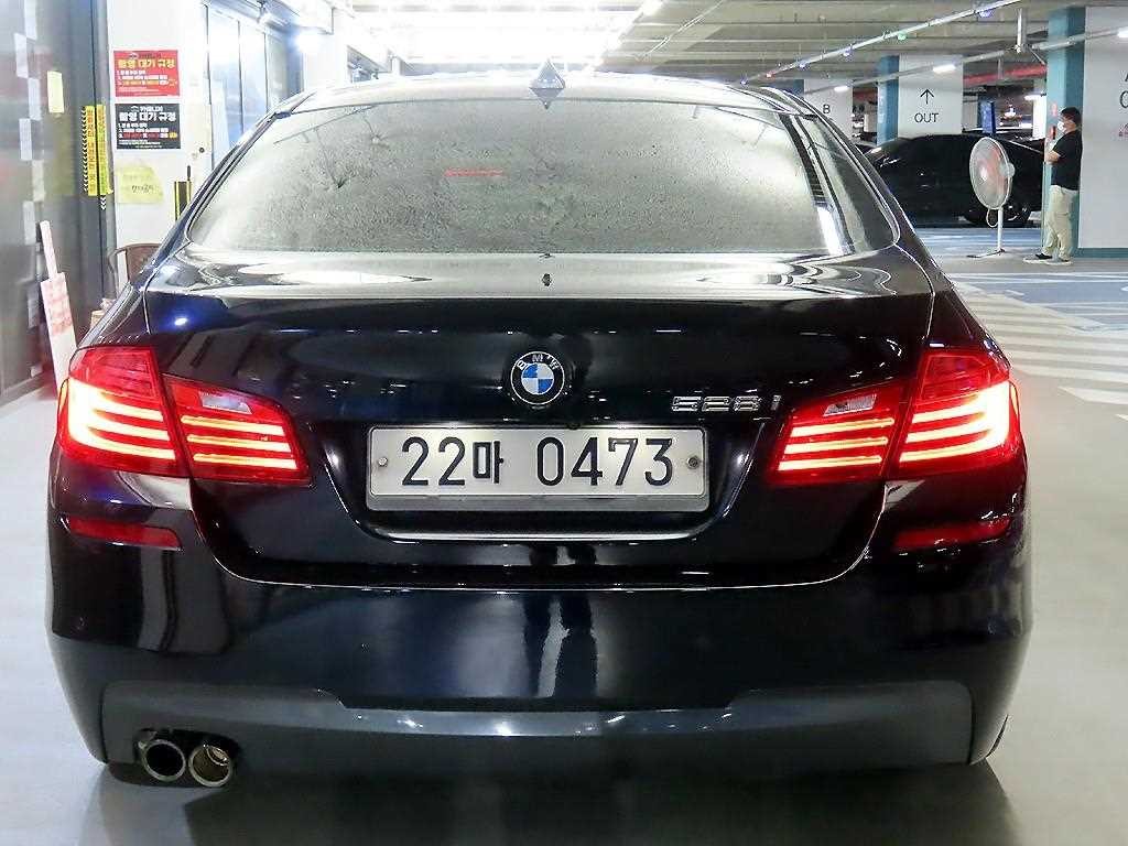 BMW 5시리즈 5시리즈 (F10) 528i xDrive M에어로다이나믹스페셜에디션 이미지 5