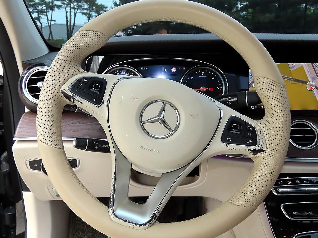 벤츠 E 클래스 E-클래스 W213 E220d 익스클루시브 이미지 8