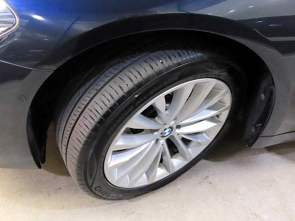 BMW 5시리즈 5시리즈 (G30) 520d 럭셔리 플러스 이미지 20
