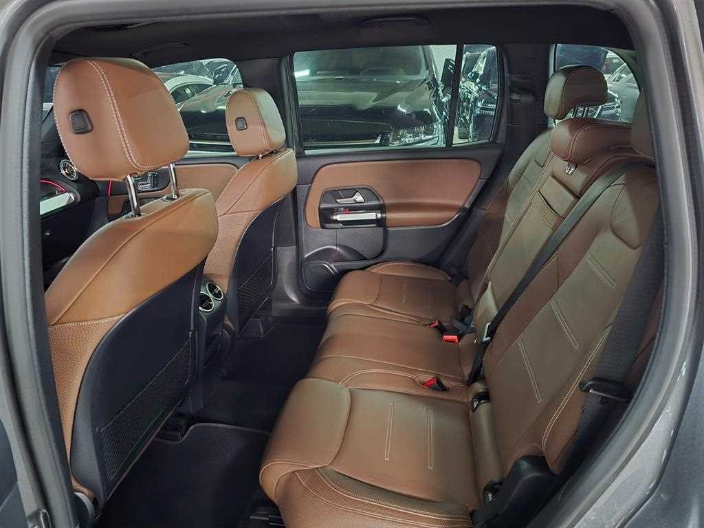 벤츠 GLB 클래스 GLB클래스 X247 AMG GLB 35 4MATIC 이미지 11