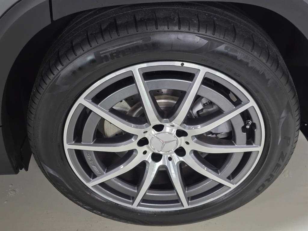 벤츠 GLB 클래스 GLB클래스 X247 AMG GLB 35 4MATIC 이미지 17