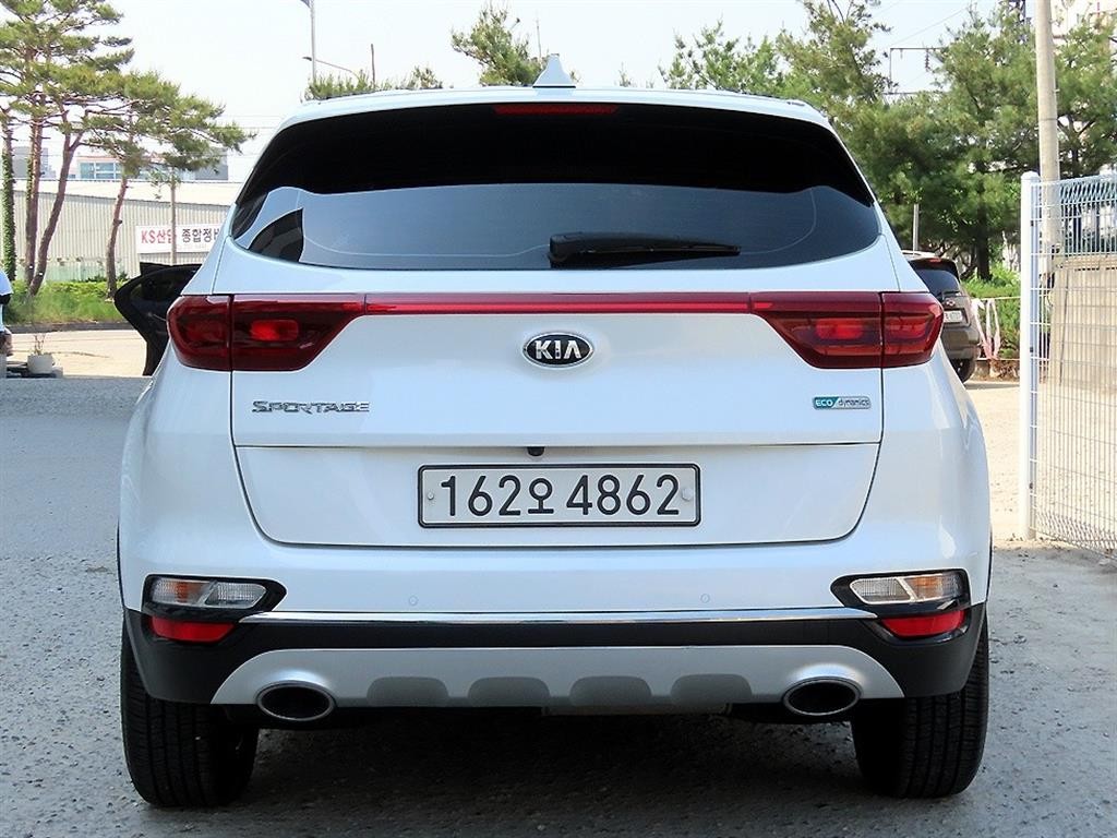 기아 스포티지 스포티지 더 볼드 1.6 디젤 2WD 럭셔리 이미지 4