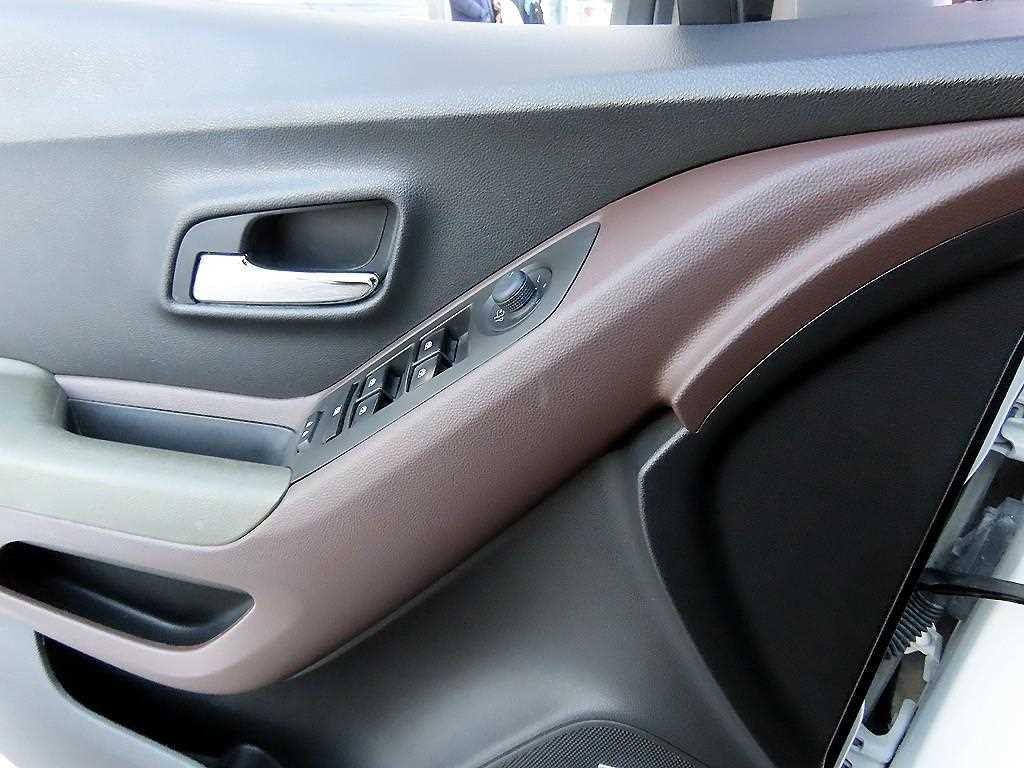 쉐보레 트랙스 1.4 LT 래더패키지 이미지 11