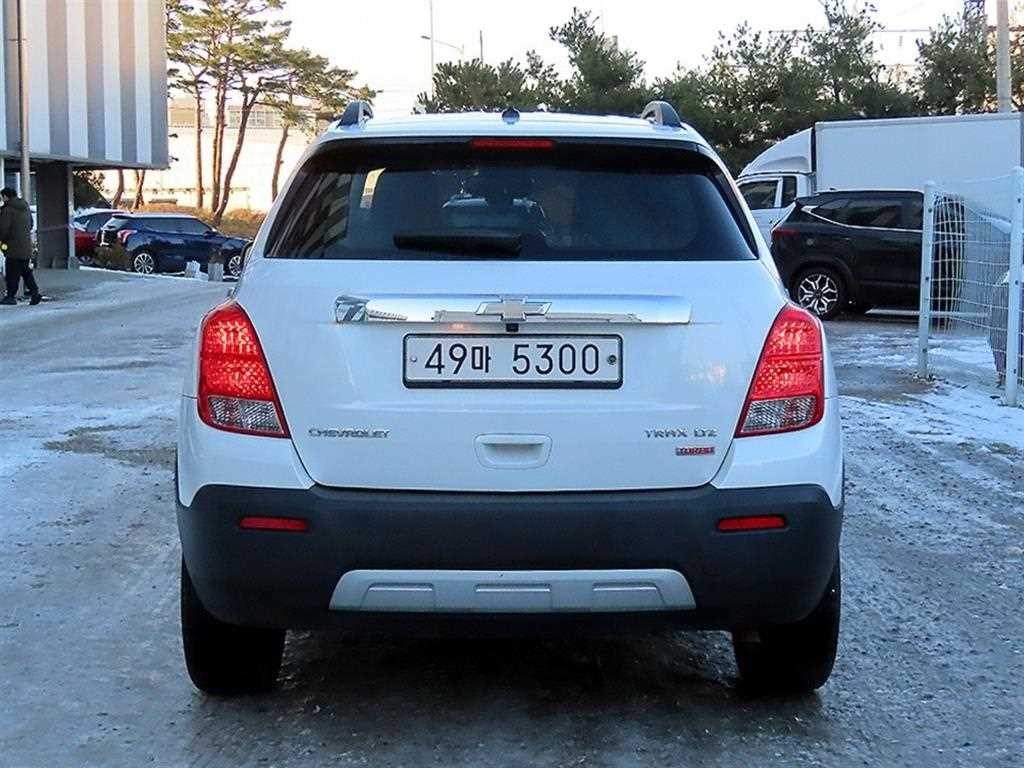 쉐보레 트랙스 1.4 LT 래더패키지 이미지 3
