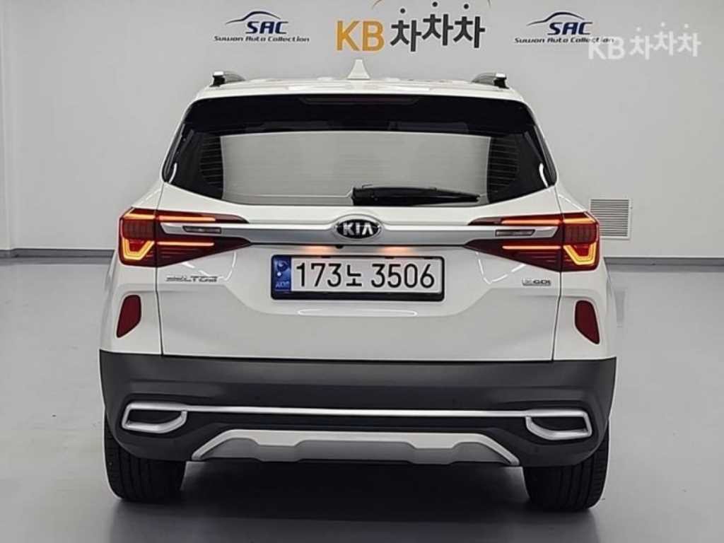 기아 셀토스 가솔린 1.6 터보 2WD 시그니처 이미지 3