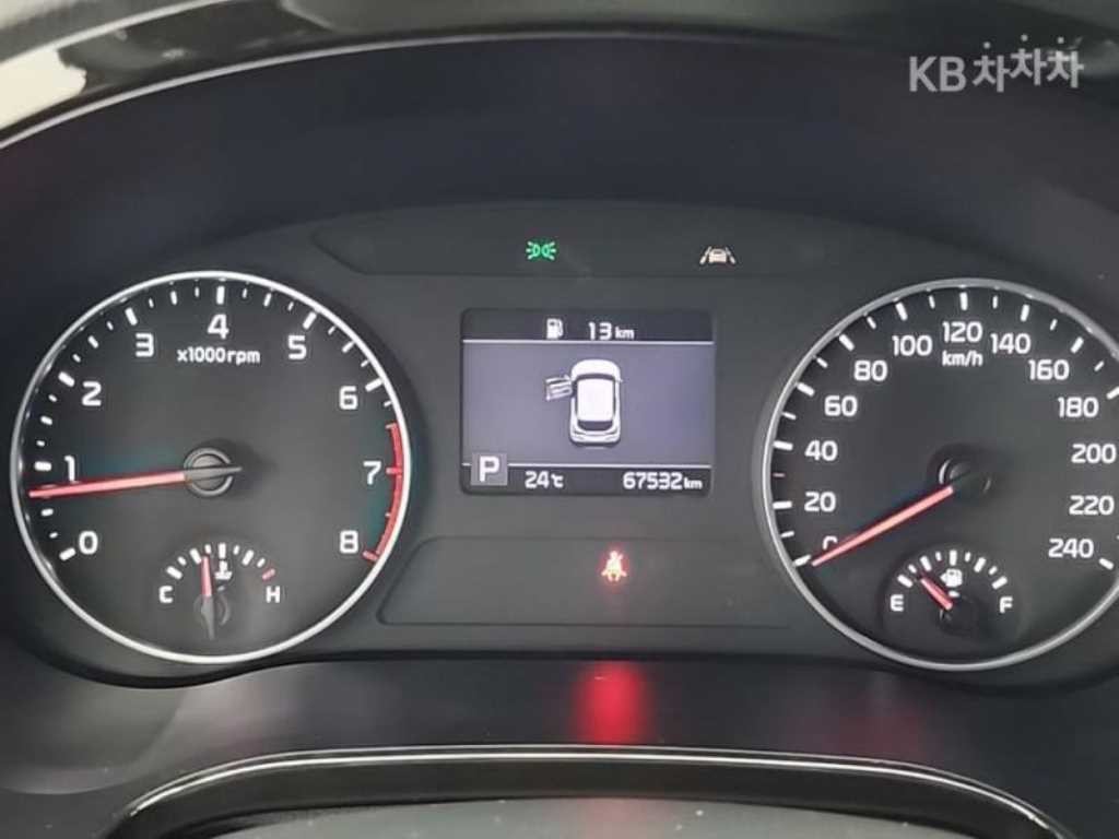 기아 셀토스 가솔린 1.6 터보 2WD 시그니처 이미지 5