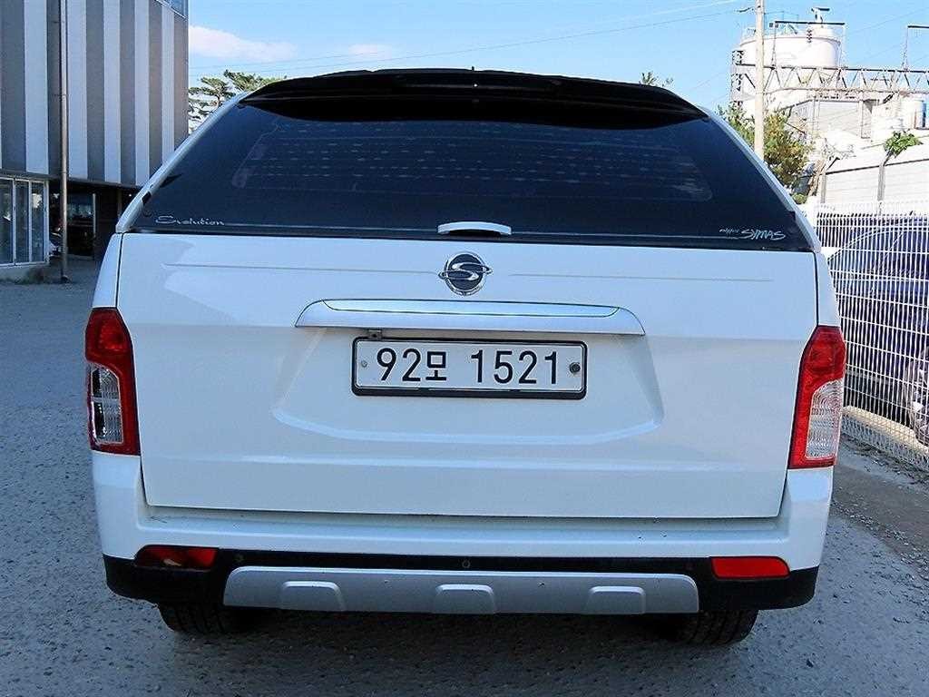 KG모빌리티(쌍용) 코란도 코란도스포츠 디젤 4WD CX7 패션 이미지 4