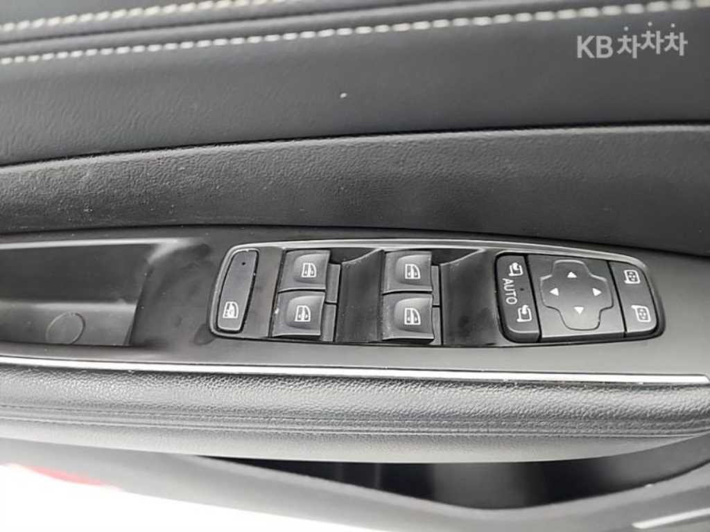르노코리아(삼성) SM6 가솔린 2.0 GDe PE 이미지 16