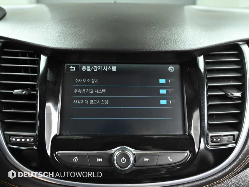 쉐보레 트랙스 더뉴트랙스 가솔린 1.4 퍼펙트 블랙 이미지 17