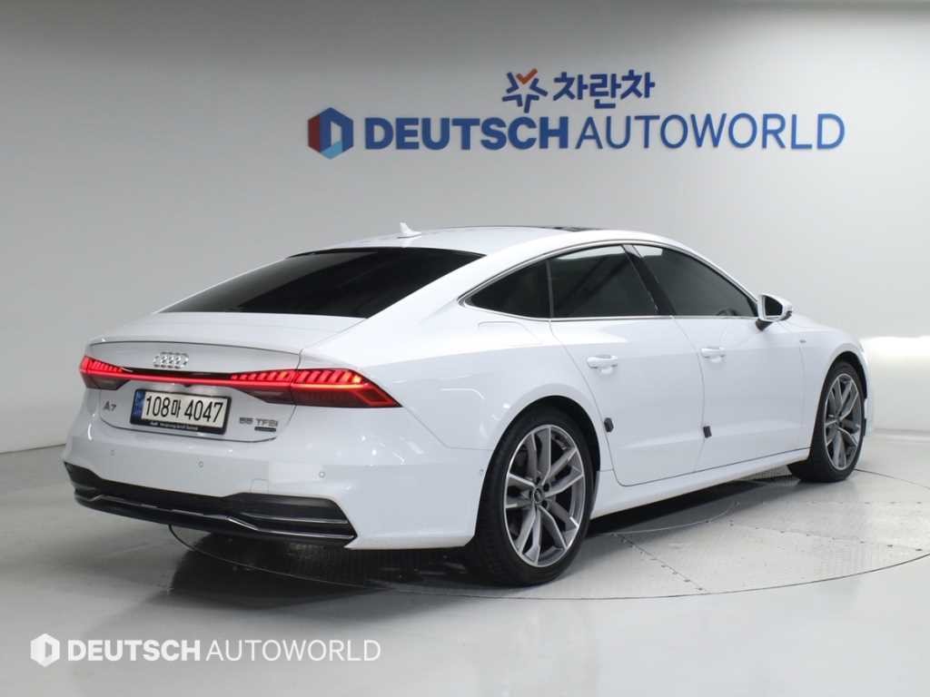 아우디 A7 A7 (4K) 55 TFSI 콰트로 프리미엄 이미지 2