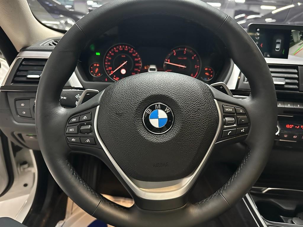 BMW 4시리즈 4시리즈 (F32) 420i 그란쿠페 럭셔리 이미지 7