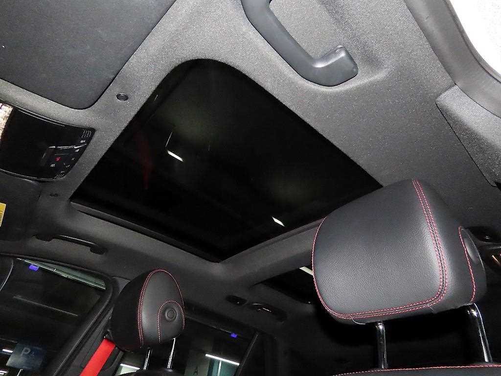 벤츠 GLC 클래스 GLC클래스 X253 AMG GLC 43 4MATIC 이미지 14