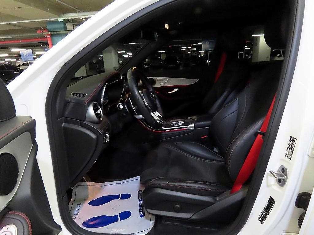 벤츠 GLC 클래스 GLC클래스 X253 AMG GLC 43 4MATIC 이미지 6