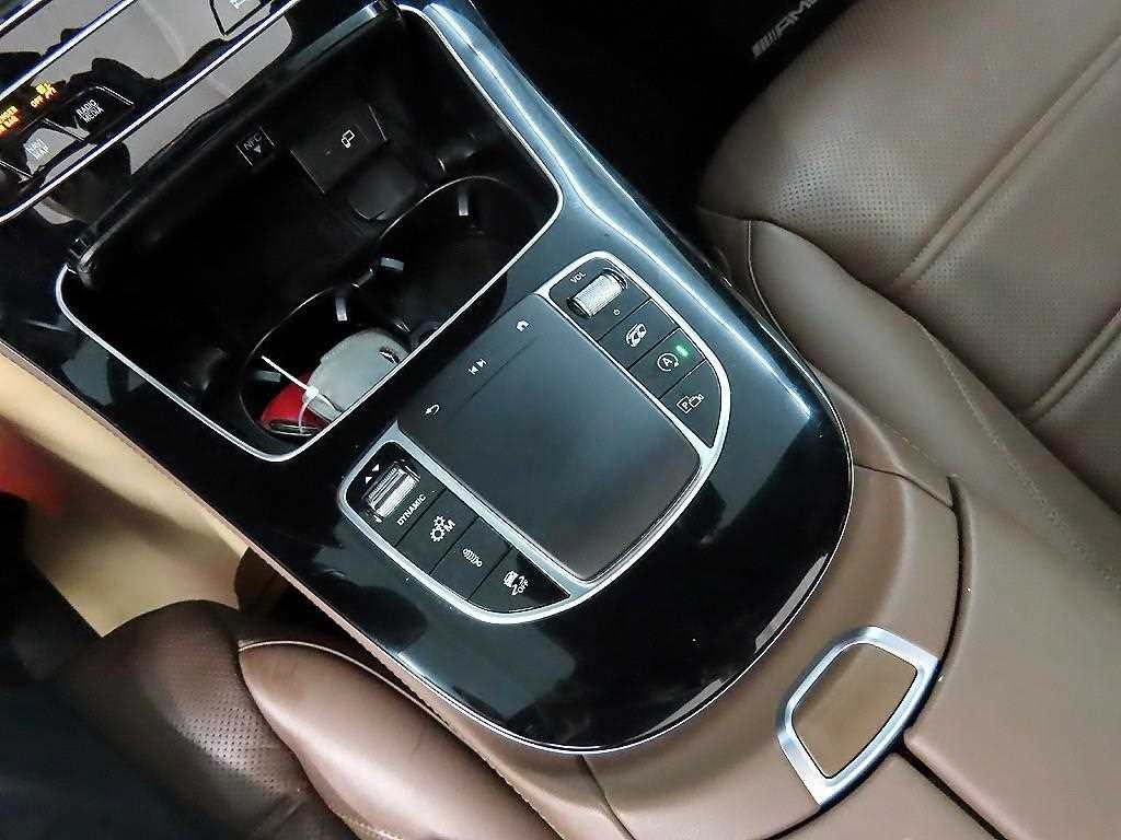 벤츠 E 클래스 E-클래스 W213 E53 AMG 4MATIC+ 이미지 15