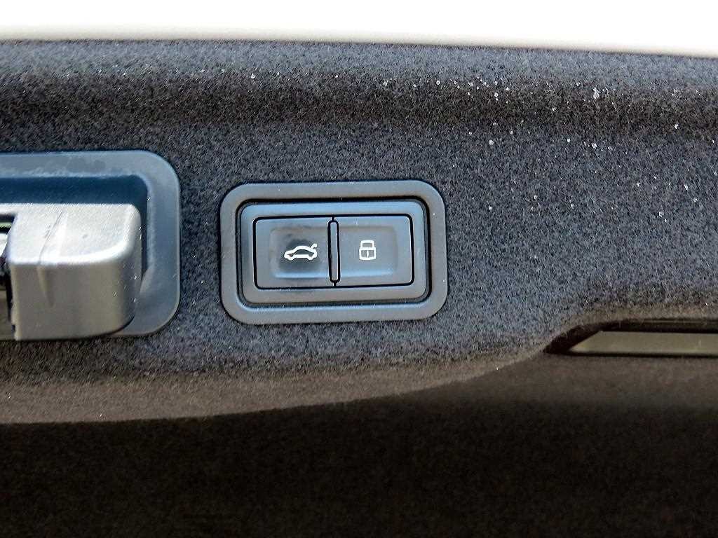 아우디 A8 뉴A8 50 TDI 콰트로 이미지 16