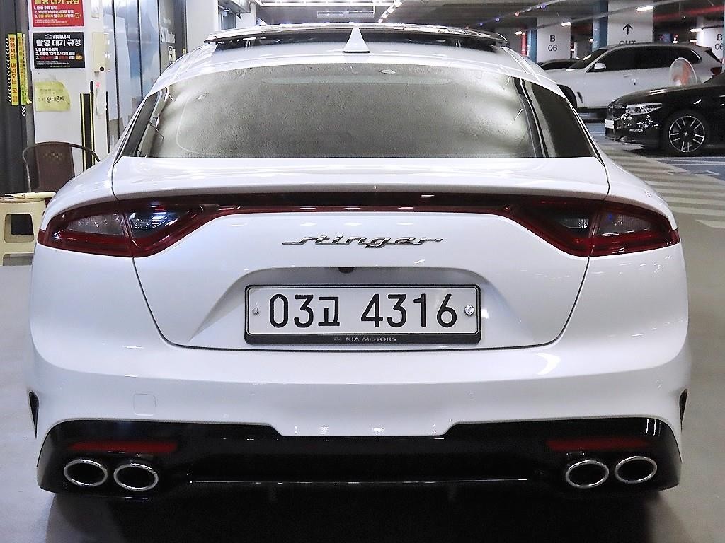 기아 스팅어 가솔린 3.3 터보 2WD 마스터즈 이미지 5