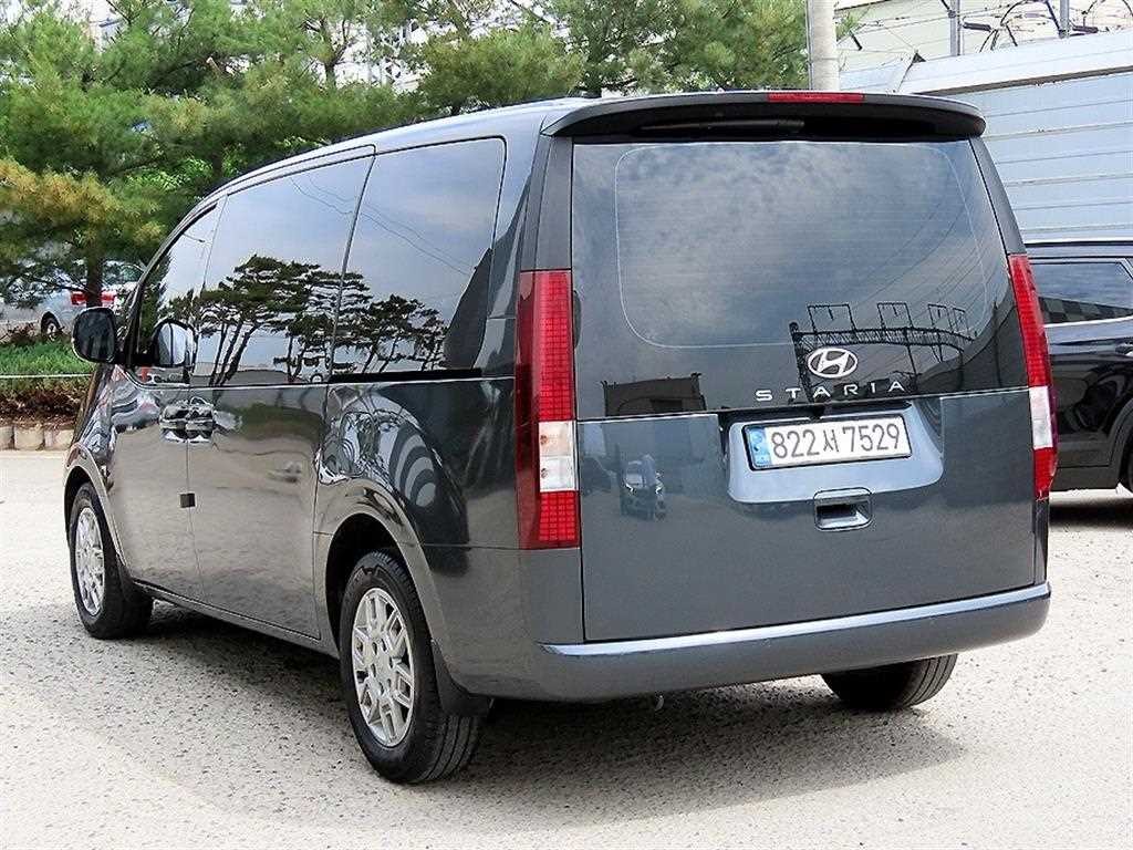 현대 스타리아 2WD 디젤 카고 모던 3인승 이미지 3