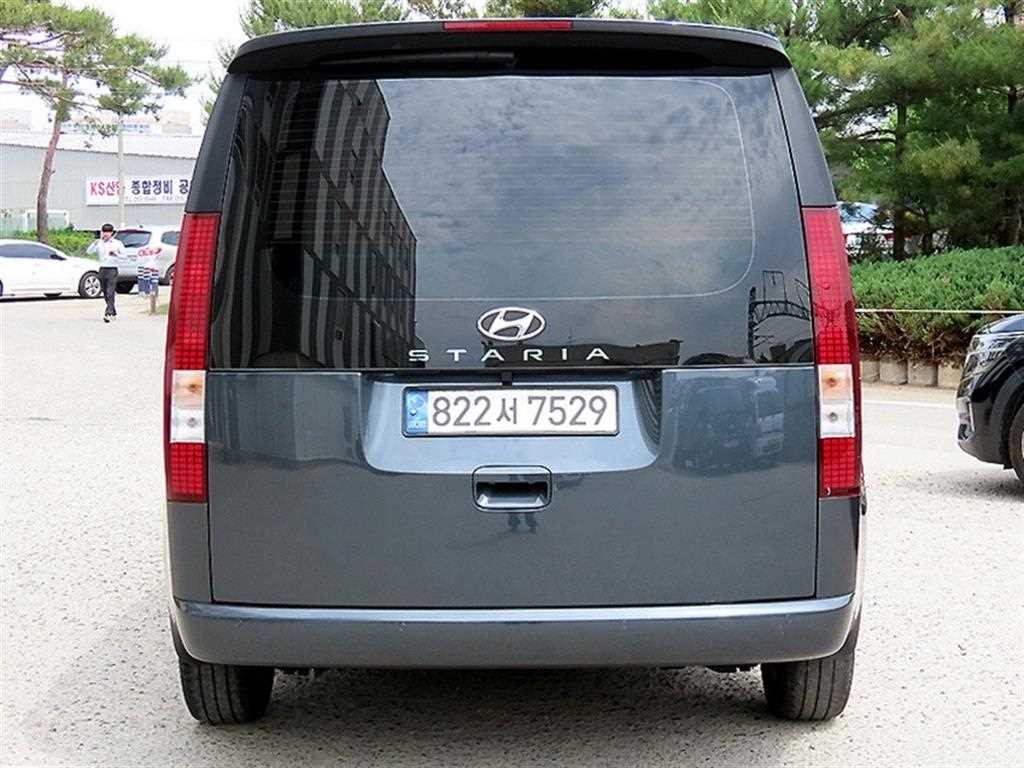 현대 스타리아 2WD 디젤 카고 모던 3인승 이미지 4
