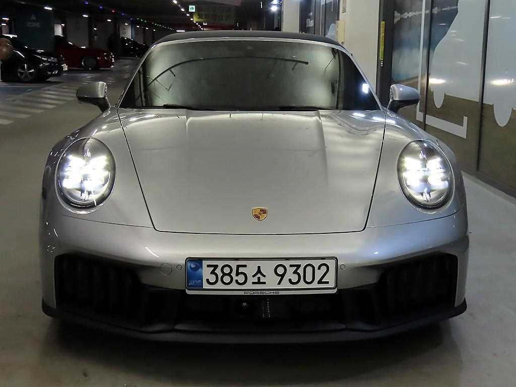 포르쉐 911 911(992) 카레라 GTS 카브리올레 이미지 2