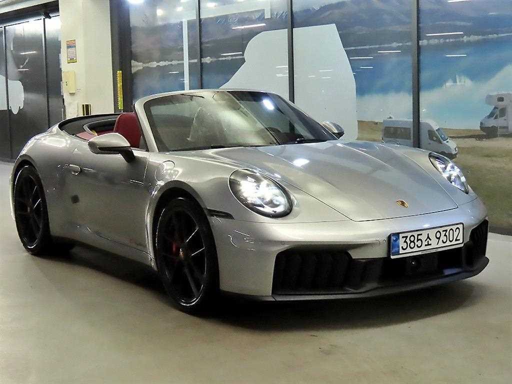 포르쉐 911 911(992) 카레라 GTS 카브리올레 이미지 6