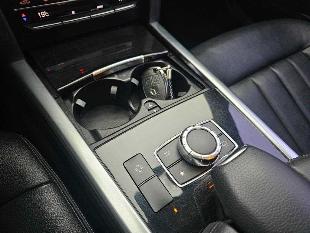 벤츠 E 클래스 E-클래스 W212 E220 블루텍 아방가르드 스포츠 이미지 19