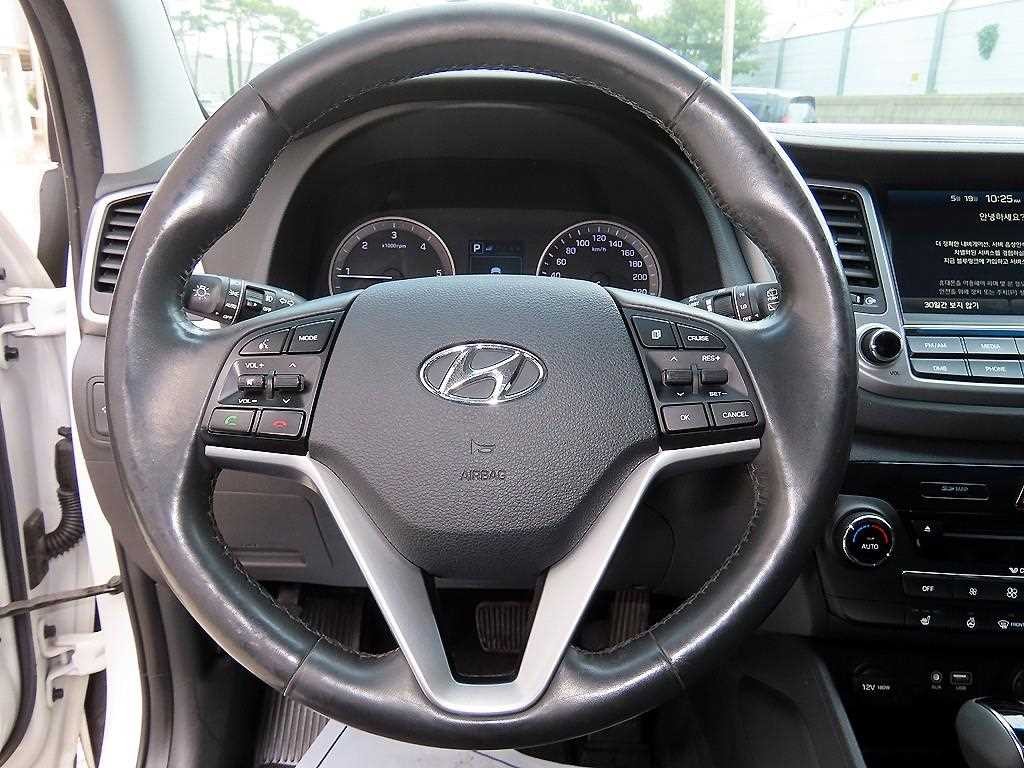 현대 투싼 올뉴투싼 디젤 1.7 2WD 모던 이미지 8