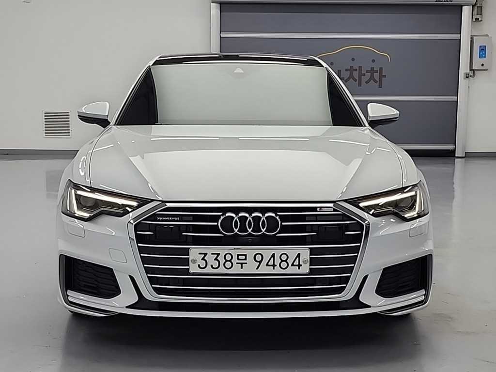 아우디 A6 A6 (C8) 45 TFSI 콰트로 프리미엄 이미지 2