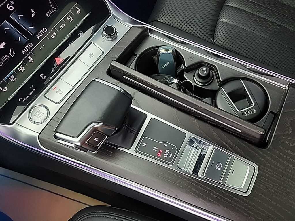 아우디 A6 A6 (C8) 45 TFSI 콰트로 프리미엄 이미지 8