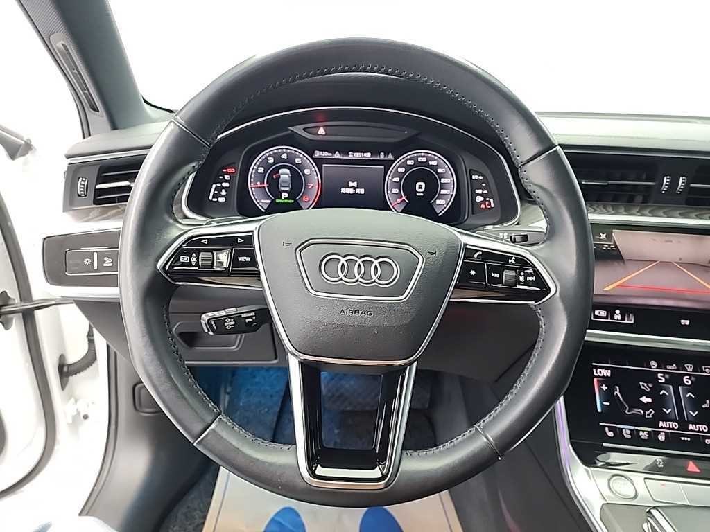 아우디 A6 A6 (C8) 45 TFSI 콰트로 프리미엄 이미지 9