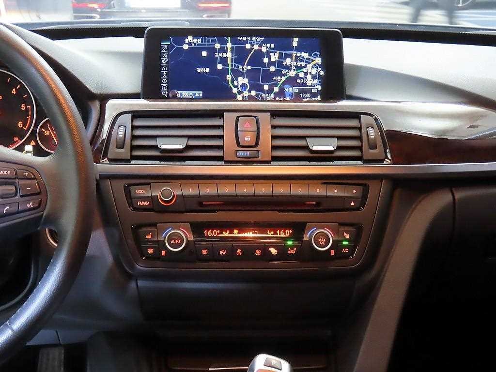 BMW 그란투리스모 3시리즈 GT (F34) GT 320D 이미지 11