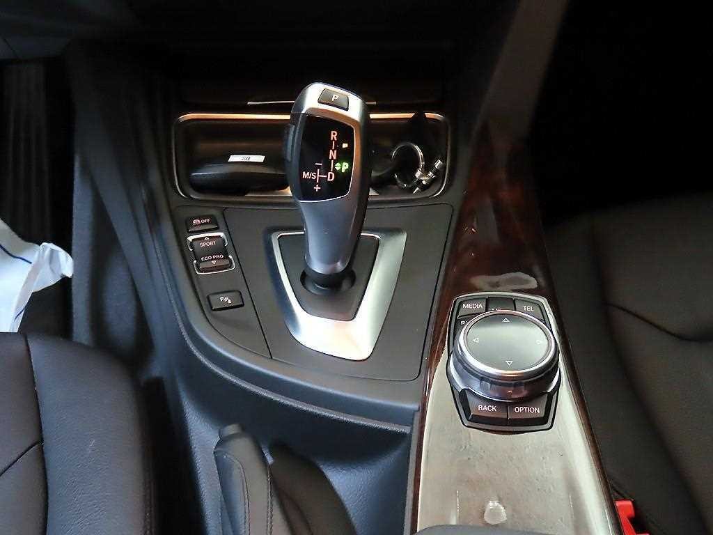 BMW 그란투리스모 3시리즈 GT (F34) GT 320D 이미지 12