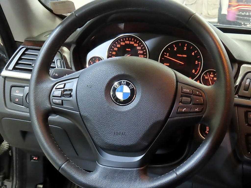 BMW 그란투리스모 3시리즈 GT (F34) GT 320D 이미지 8