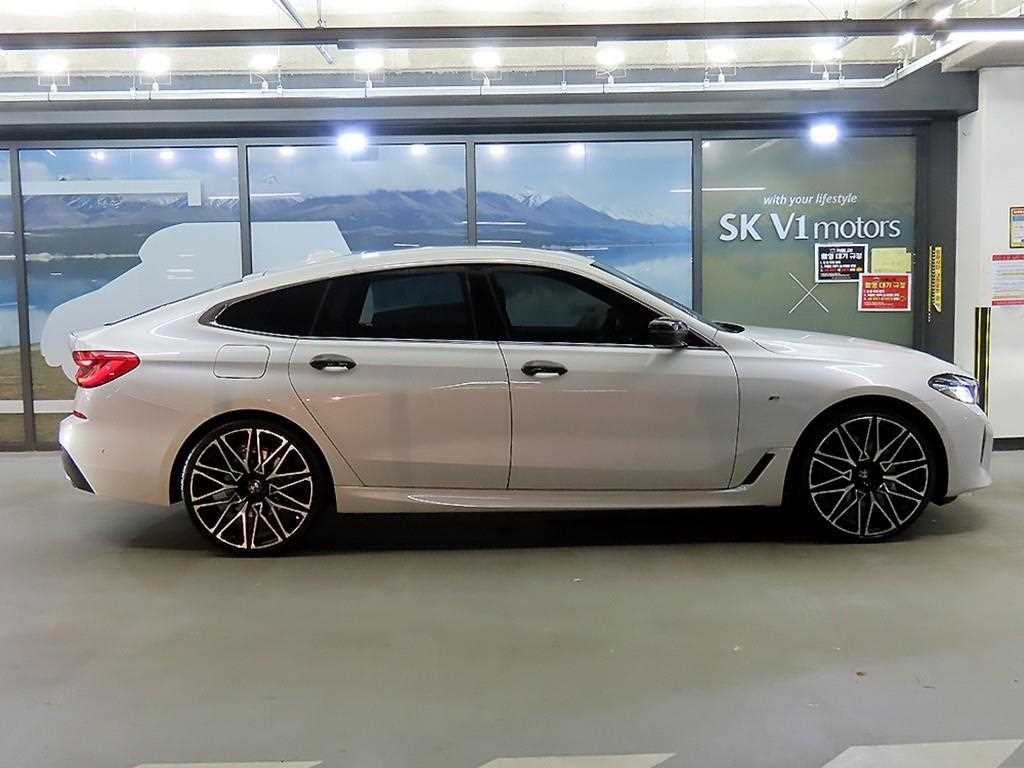 BMW 그란투리스모 6시리즈 GT (G32) 630i xDrive M 스포츠 이미지 3