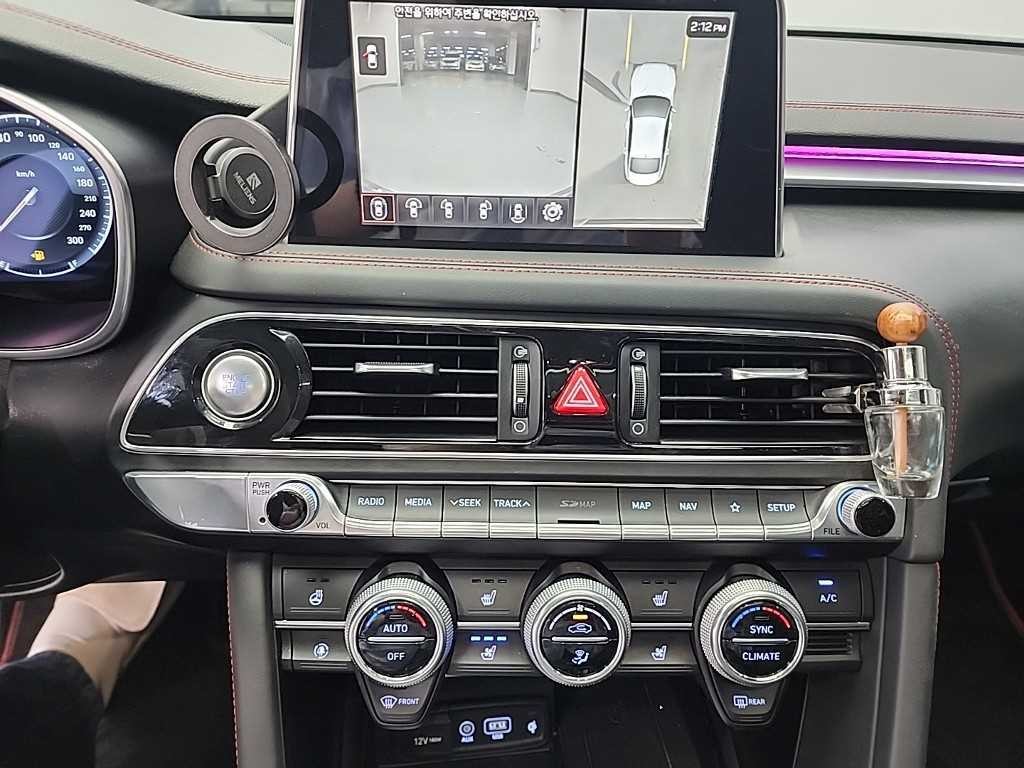 제네시스 G70 3.3T 스포츠 AWD 프레스티지 이미지 10