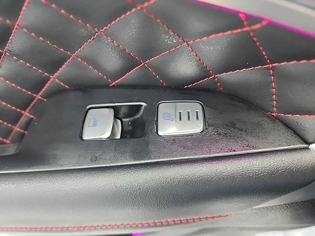 제네시스 G70 3.3T 스포츠 AWD 프레스티지 이미지 15
