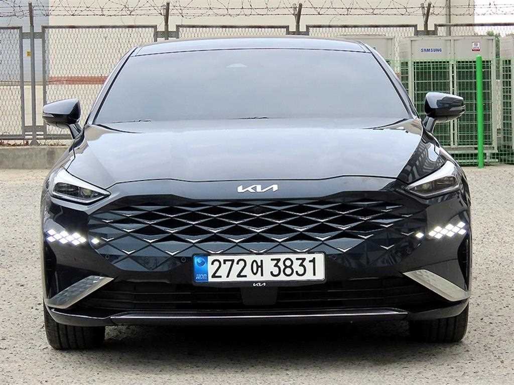 기아 K8 2.5 2WD 시그니처 이미지 2