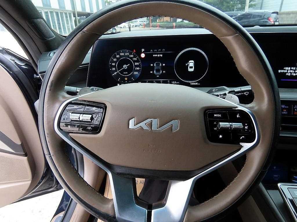 기아 K8 2.5 2WD 시그니처 이미지 8