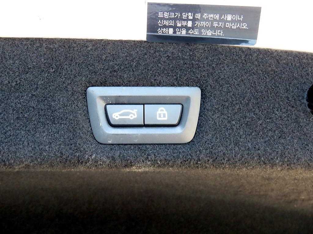 BMW 7시리즈 7시리즈 (G11) 730Ld xDrive M 스포츠 이미지 16