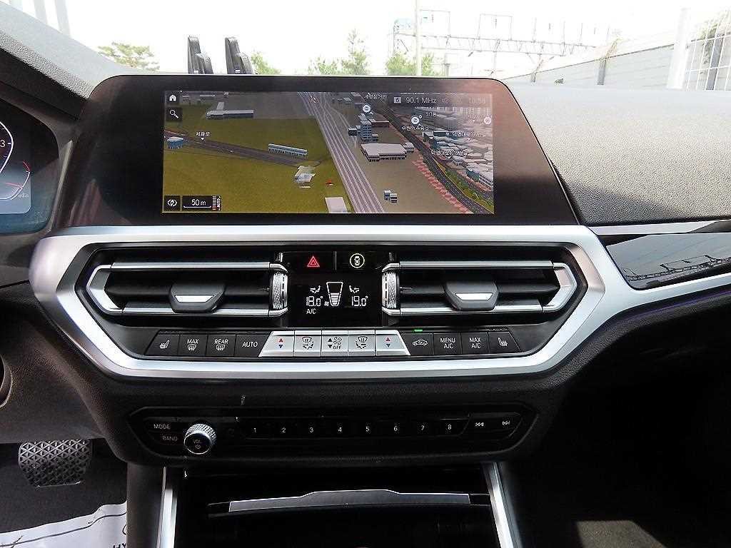 BMW 3시리즈 3시리즈 (G20) 320i 이미지 14