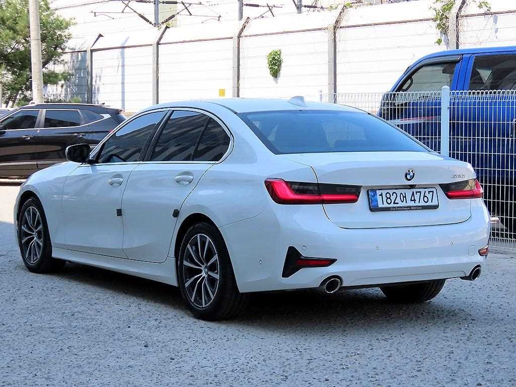 BMW 3시리즈 3시리즈 (G20) 320i 이미지 3