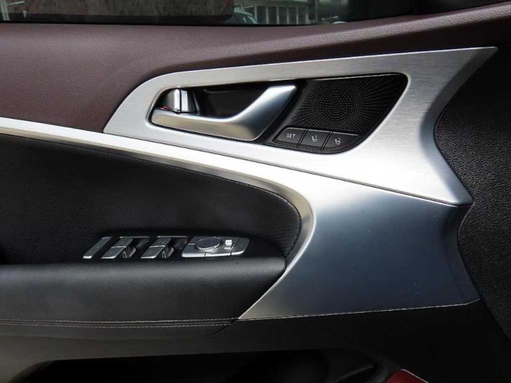 제네시스 G70 2.0T 엘리트 이미지 11