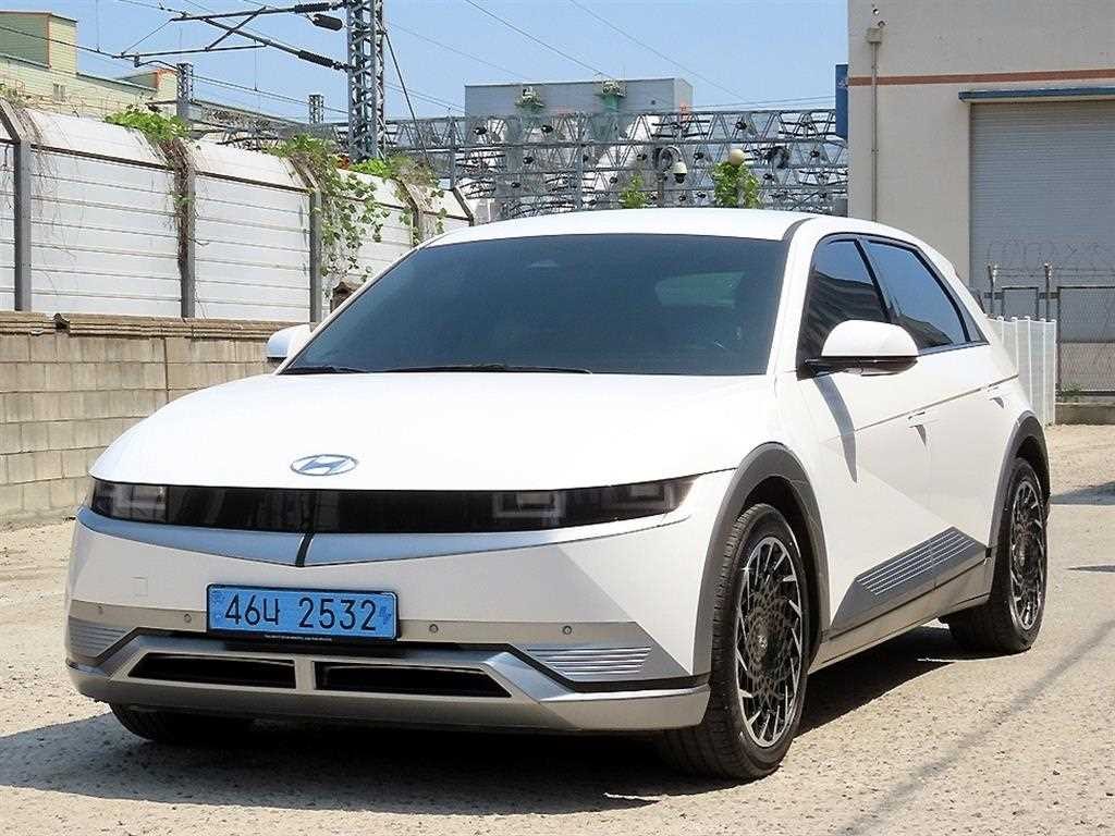 현대 아이오닉 5 롱 레인지 프레스티지 이미지 2
