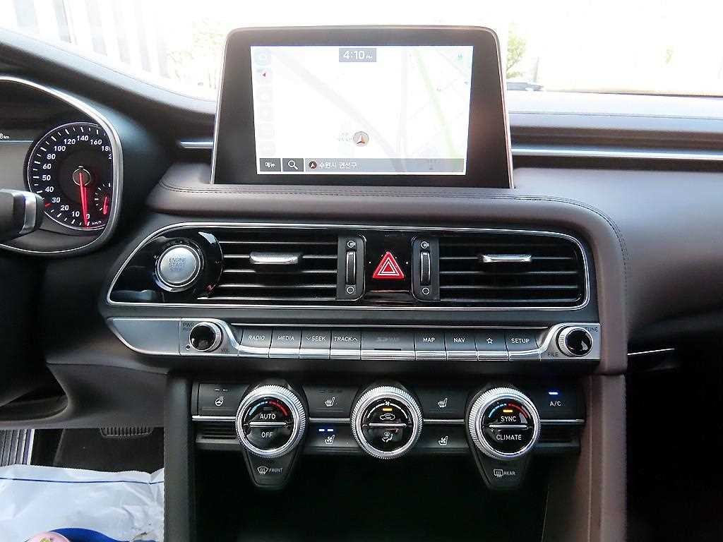 제네시스 G70 2.0T AWD 슈프림 이미지 13
