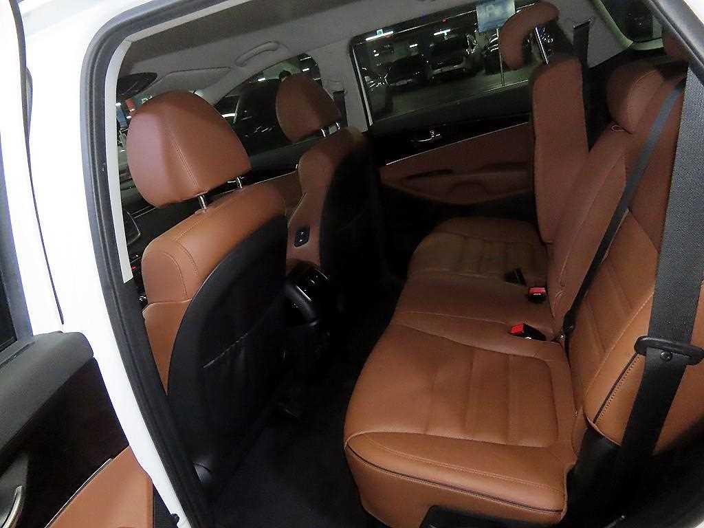 기아 쏘렌토 더 뉴 쏘렌토 디젤 2.2 4WD 노블레스 스페셜 이미지 7
