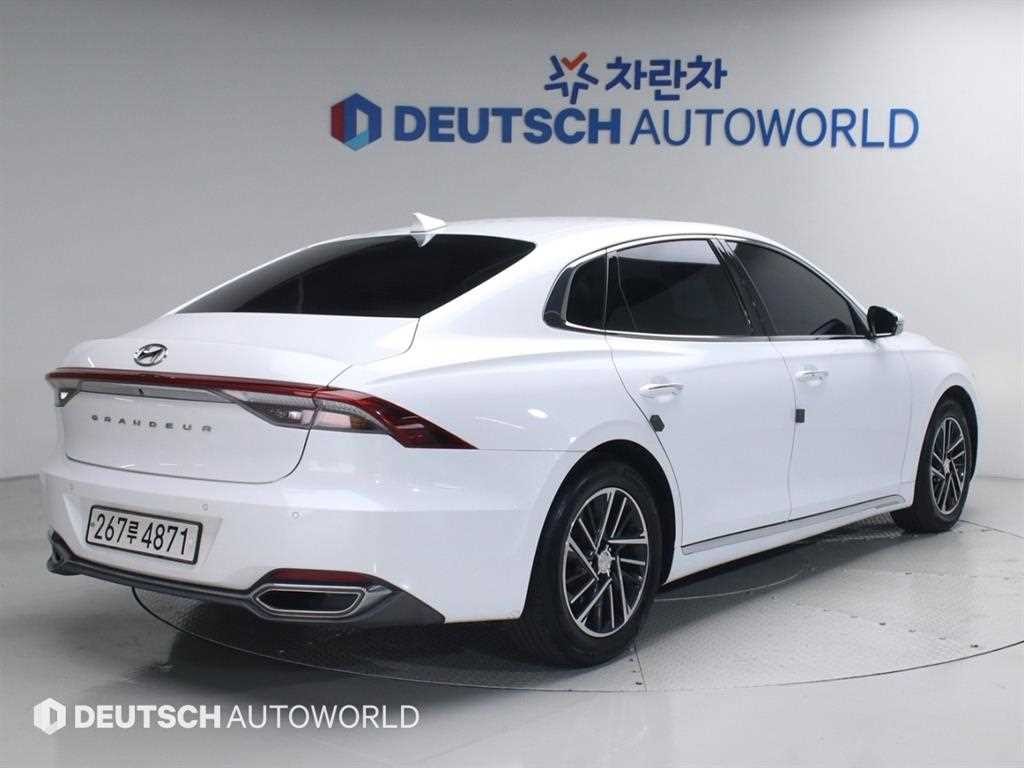 현대 그랜저 더 뉴 그랜저 IG LPI 3.0 프리미엄(렌터카) 이미지 2