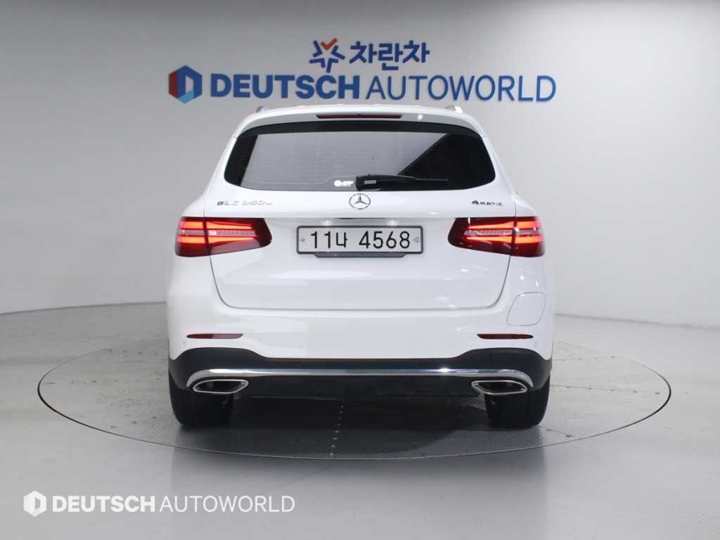 벤츠 GLC 클래스 GLC클래스 X253 GLC 350 e 4MATIC AMG LINE 이미지 4