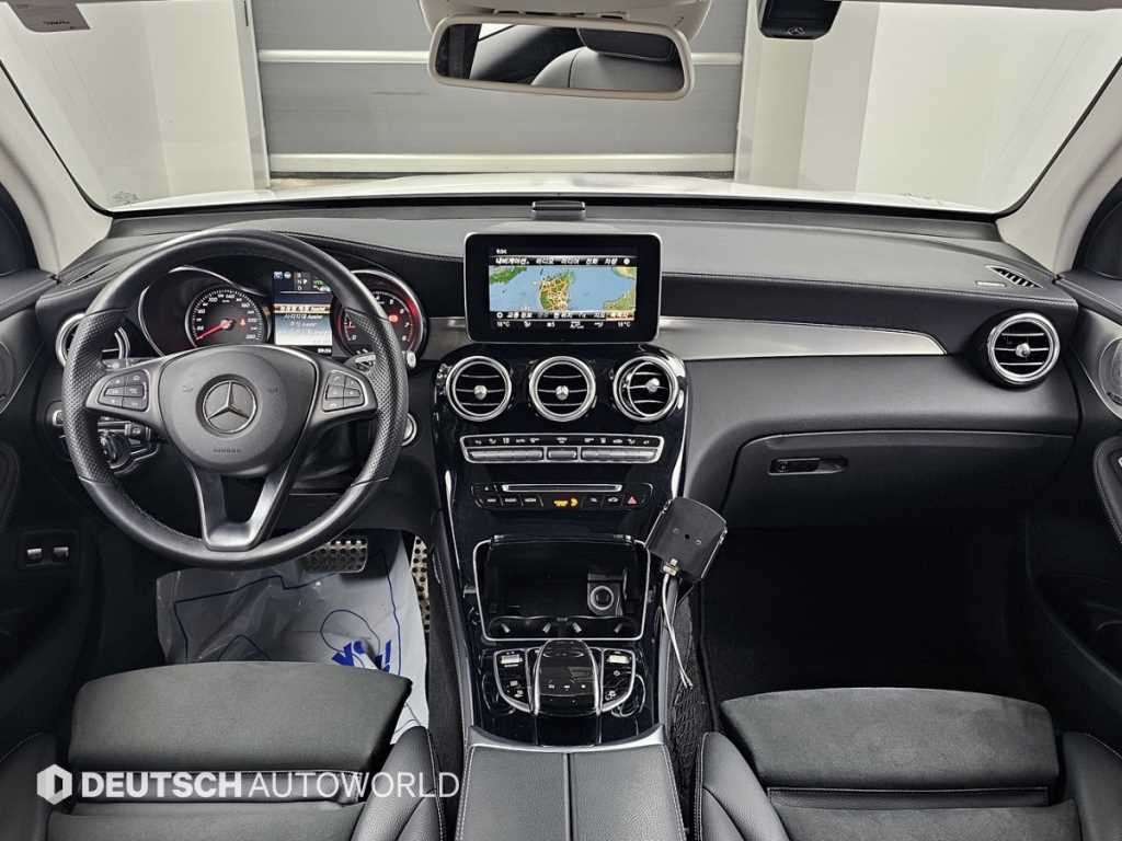벤츠 GLC 클래스 GLC클래스 X253 GLC 350 e 4MATIC AMG LINE 이미지 7