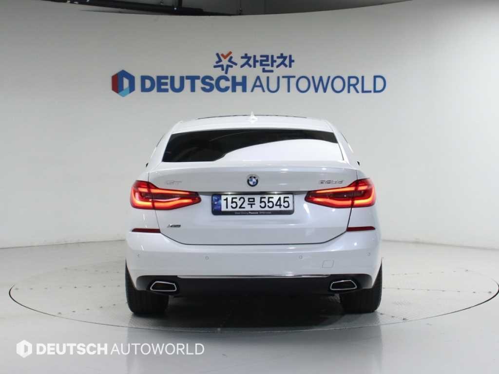 BMW 그란투리스모 6시리즈 GT (G32) 620d 럭셔리 이미지 3