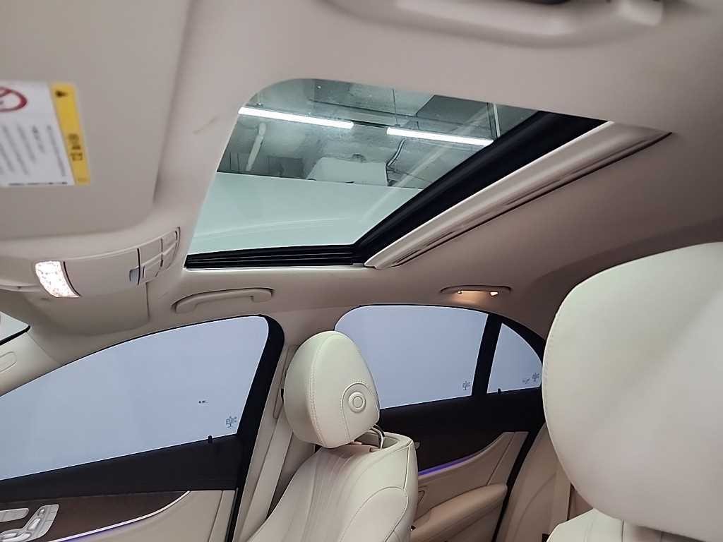 벤츠 E 클래스 E-클래스 W213 E220d 4MATIC 익스클루시브 이미지 15
